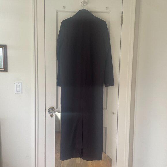 Hannah Extra Long Coat in Size 2. Burgundy, fully lined, lightweight - Picture 3 of 12